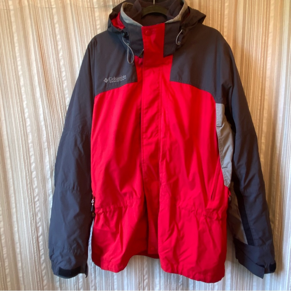 Columbia Men's Red and Gray Hooded Winter Coat